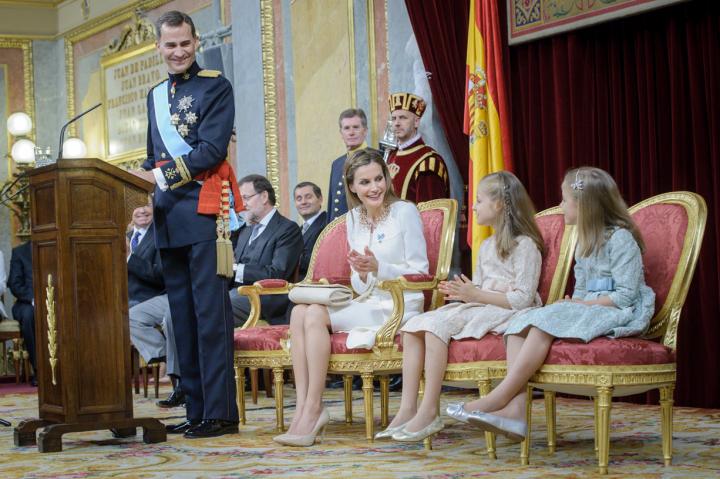 Fotografía de JM Cadenas para Nthephoto. Coronación de Felipe V.  Primer Premio en la categoría de Gente y Sociedad del concurso FOTO NIKON 2014.